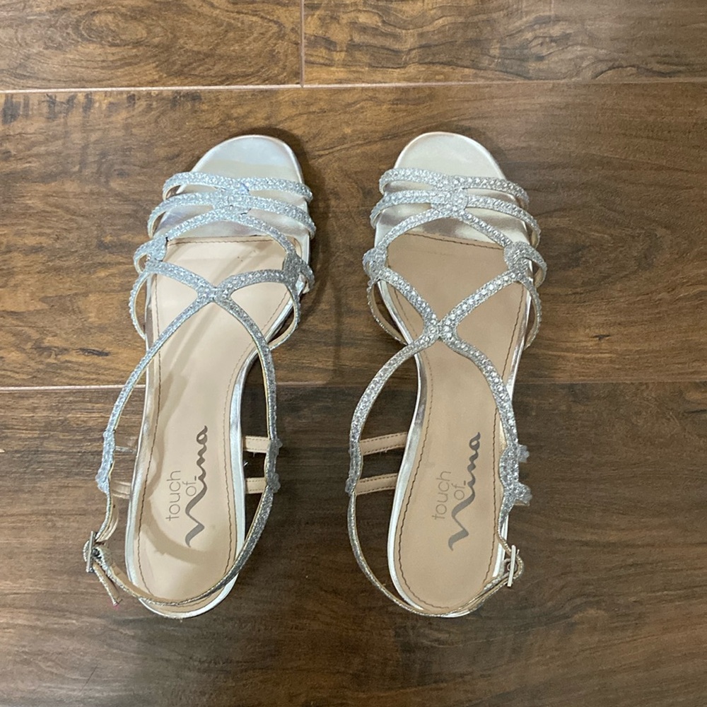 Touch of Nina Silver Heels Size 6.5